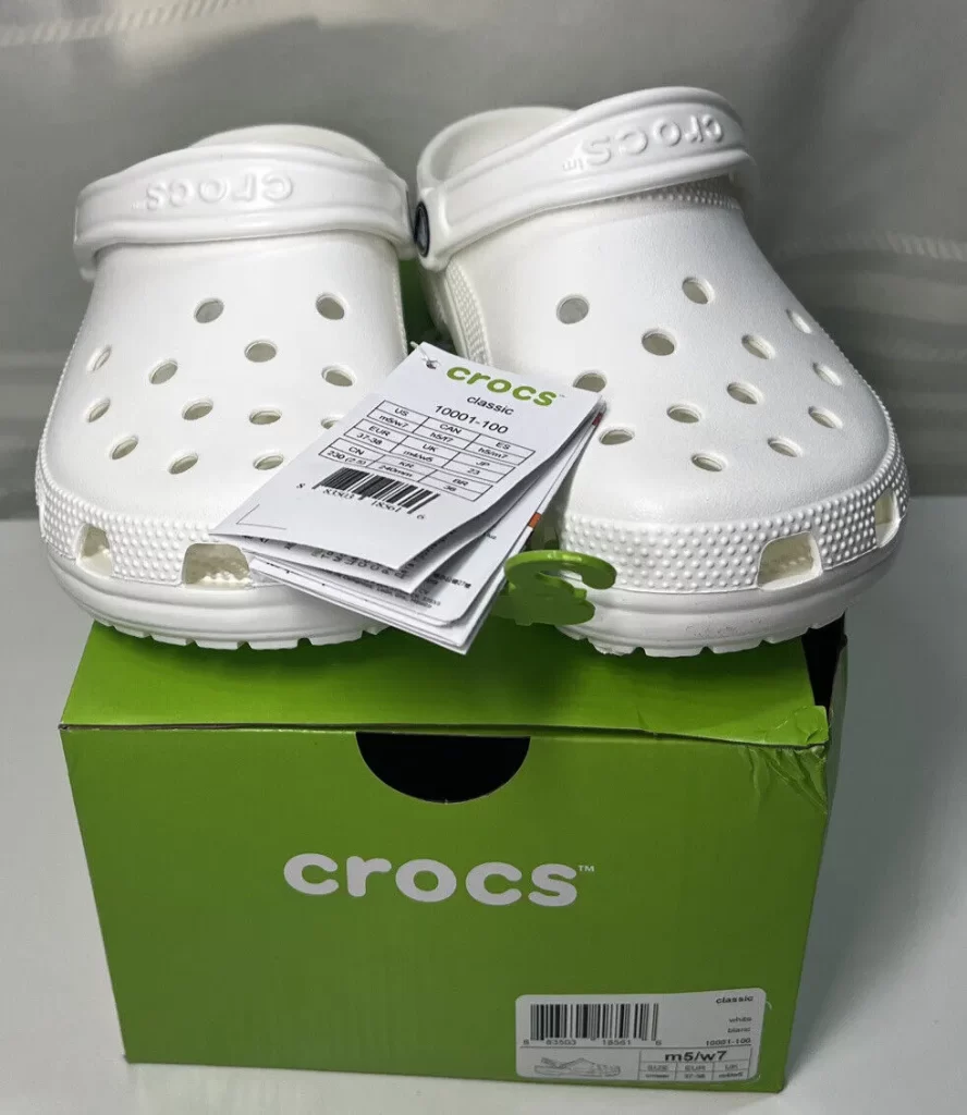 Are Crocs Shipped In A Box?